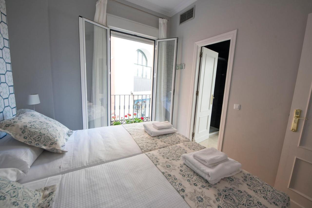 Céntriko Apartments - Francos Séville Extérieur photo
